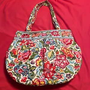 Vera Bradley Morgan Purse. Like new condition. Super cute print.
